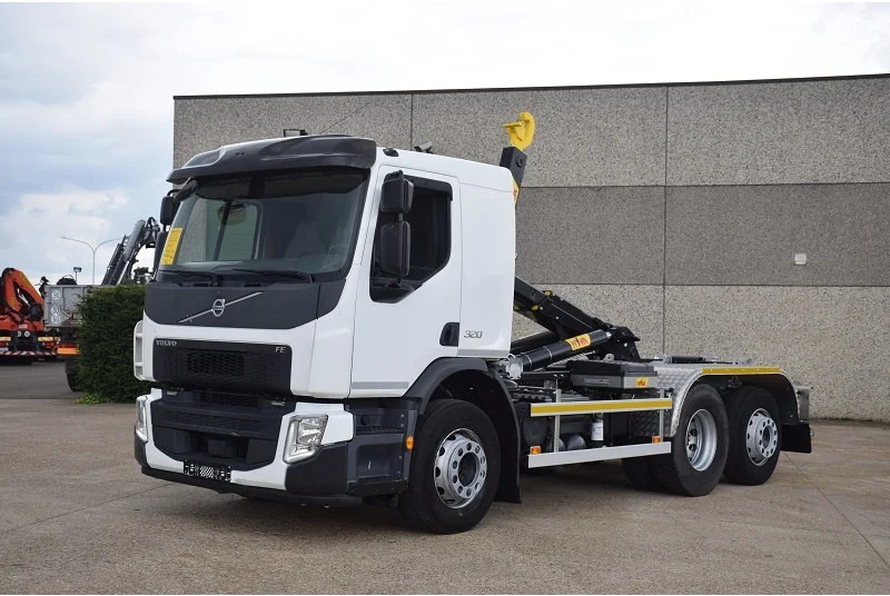 Volvo FE 320 - Камион со кука за подигање: слика 2 Volvo FE 320 - Камион со кука за подигање: слика 2