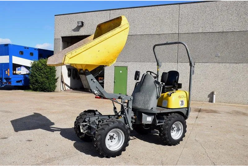 WACKER NEUSON Nesuson Wacker 150.1 S -stock id108 - Мини истоварувач: слика 2 WACKER NEUSON Nesuson Wacker 150.1 S -stock id108 - Мини истоварувач: слика 2