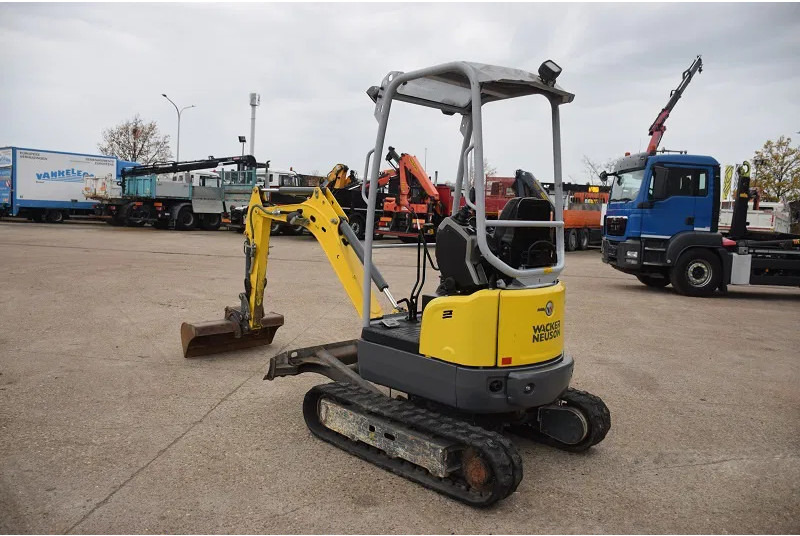 WACKER NEUSON Neuson Wacker EZ17 - stock id155 - Мини багер: слика 3 WACKER NEUSON Neuson Wacker EZ17 - stock id155 - Мини багер: слика 3