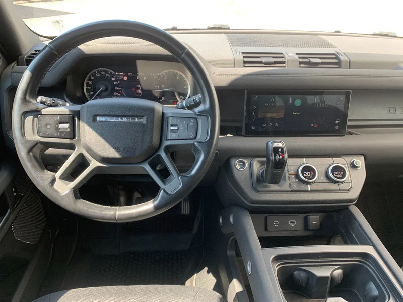 Land Rover Defender X-Dynamic*360°Camera*Elektrische ramen en spiegels*Wegklapbare trekhaak*Cruise Control* - Автомобил: слика 3 Land Rover Defender X-Dynamic*360°Camera*Elektrische ramen en spiegels*Wegklapbare trekhaak*Cruise Control* - Автомобил: слика 3