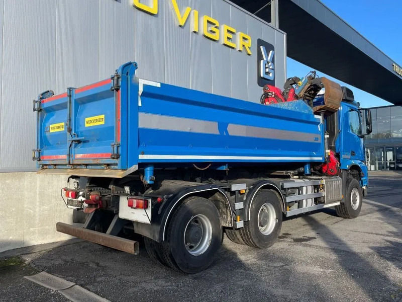 Mercedes-Benz Arocs 3342 *6x6*meegestuurd as*2zijdige kipper*Airco*Bluetooth - Кипер, Камион со кран: слика 2 Mercedes-Benz Arocs 3342 *6x6*meegestuurd as*2zijdige kipper*Airco*Bluetooth - Кипер, Камион со кран: слика 2