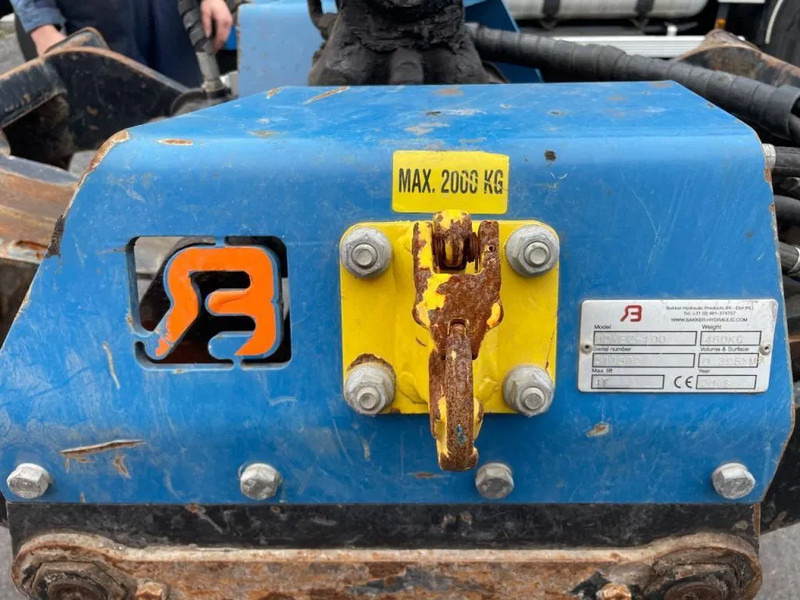 Кипер, Камион со кран Mercedes-Benz Arocs 3342 *6x6*meegestuurd as*2zijdige kipper*Airco*Bluetooth: слика 11