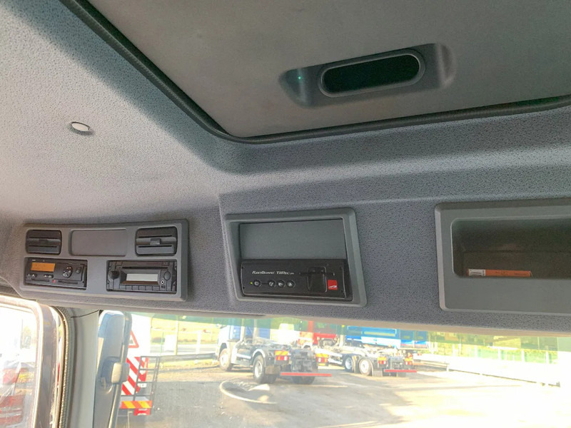 Mercedes-Benz Atego 1018 KOELING*Cruise control*Airconditioning*Geveerde bestuurdersstoel* - Камион сандучар: слика 4 Mercedes-Benz Atego 1018 KOELING*Cruise control*Airconditioning*Geveerde bestuurdersstoel* - Камион сандучар: слика 4