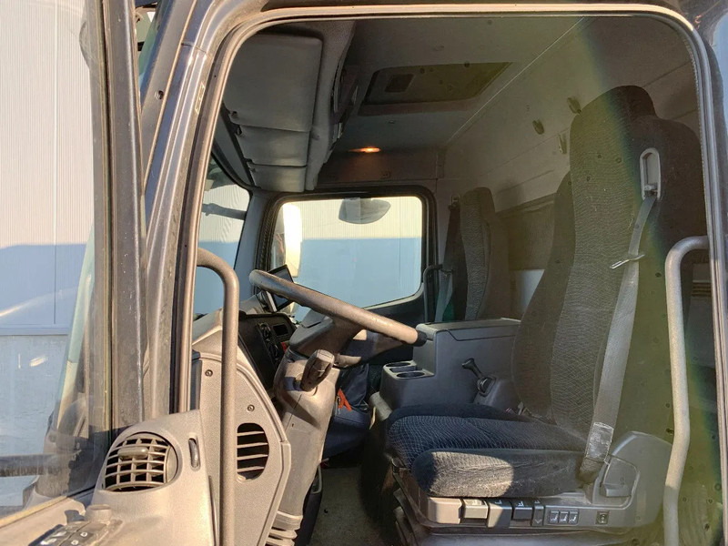 Mercedes-Benz Atego 1018 KOELING*Cruise control*Airconditioning*Geveerde bestuurdersstoel* - Камион сандучар: слика 2 Mercedes-Benz Atego 1018 KOELING*Cruise control*Airconditioning*Geveerde bestuurdersstoel* - Камион сандучар: слика 2