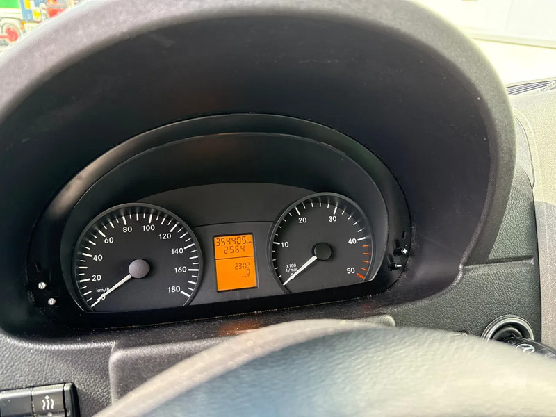 Mercedes-Benz Sprinter 313 CDI 9Pers*DubbeleAirco*Diesel*EcoStartStop* - Автомобил: слика 3 Mercedes-Benz Sprinter 313 CDI 9Pers*DubbeleAirco*Diesel*EcoStartStop* - Автомобил: слика 3