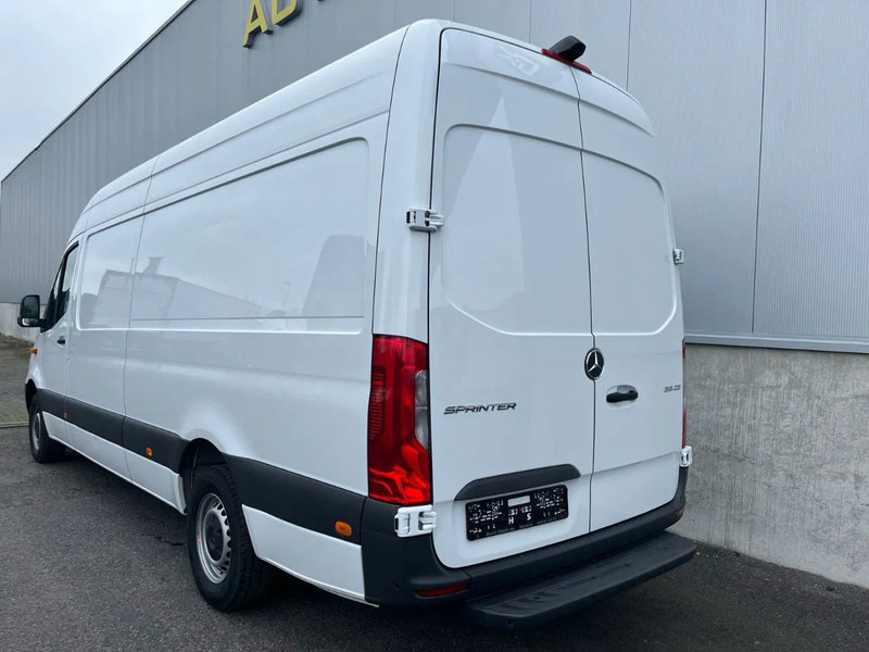 Mercedes-Benz Sprinter 315 L3H2*360°Camera*parktronic*cruise control*zetelverwarming* - Товарно комбе: слика 2 Mercedes-Benz Sprinter 315 L3H2*360°Camera*parktronic*cruise control*zetelverwarming* - Товарно комбе: слика 2