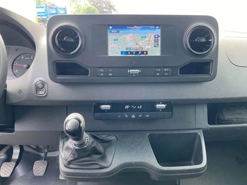 Mercedes-Benz Sprinter 317 CDI*NEW XARIOS 350*L2H2*360°CAMERA*TEMPOMAT*NAVIGATIE* - Комбе ладилник: слика 4 Mercedes-Benz Sprinter 317 CDI*NEW XARIOS 350*L2H2*360°CAMERA*TEMPOMAT*NAVIGATIE* - Комбе ладилник: слика 4