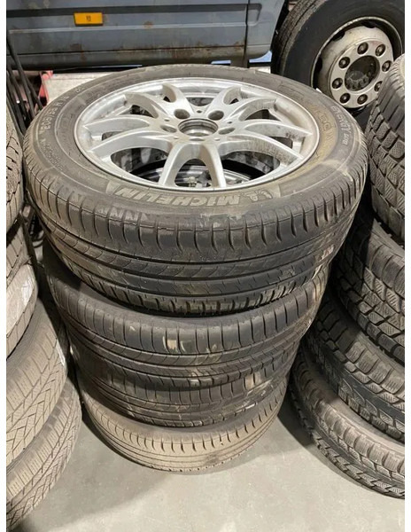 Michelin *205/55 R16 - Гуми и бандажи за Автомобил: слика 1 Michelin *205/55 R16 - Гуми и бандажи за Автомобил: слика 1