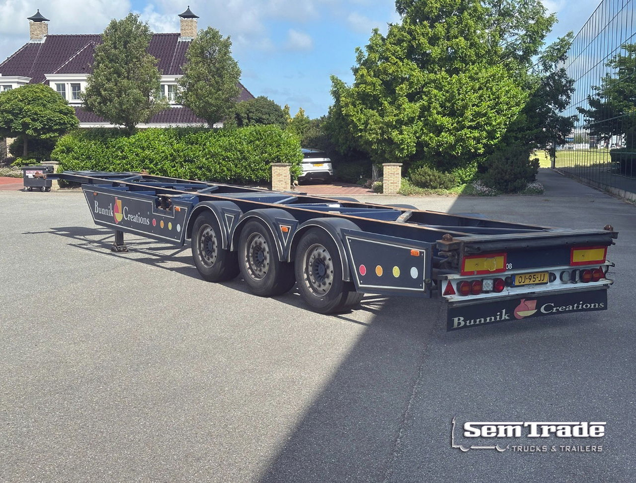 Burg BPO 13-27 Ccxlx 40" Galvanised Super Chassis SAF Axles Disc Brakes 2x Lift Axles 3 Pieces IN Stock Super Condition - Транспортер на контејнер/ Полуприколка со променливо тело: слика 2 Burg BPO 13-27 Ccxlx 40" Galvanised Super Chassis SAF Axles Disc Brakes 2x Lift Axles 3 Pieces IN Stock Super Condition - Транспортер на контејнер/ Полуприколка со променливо тело: слика 2