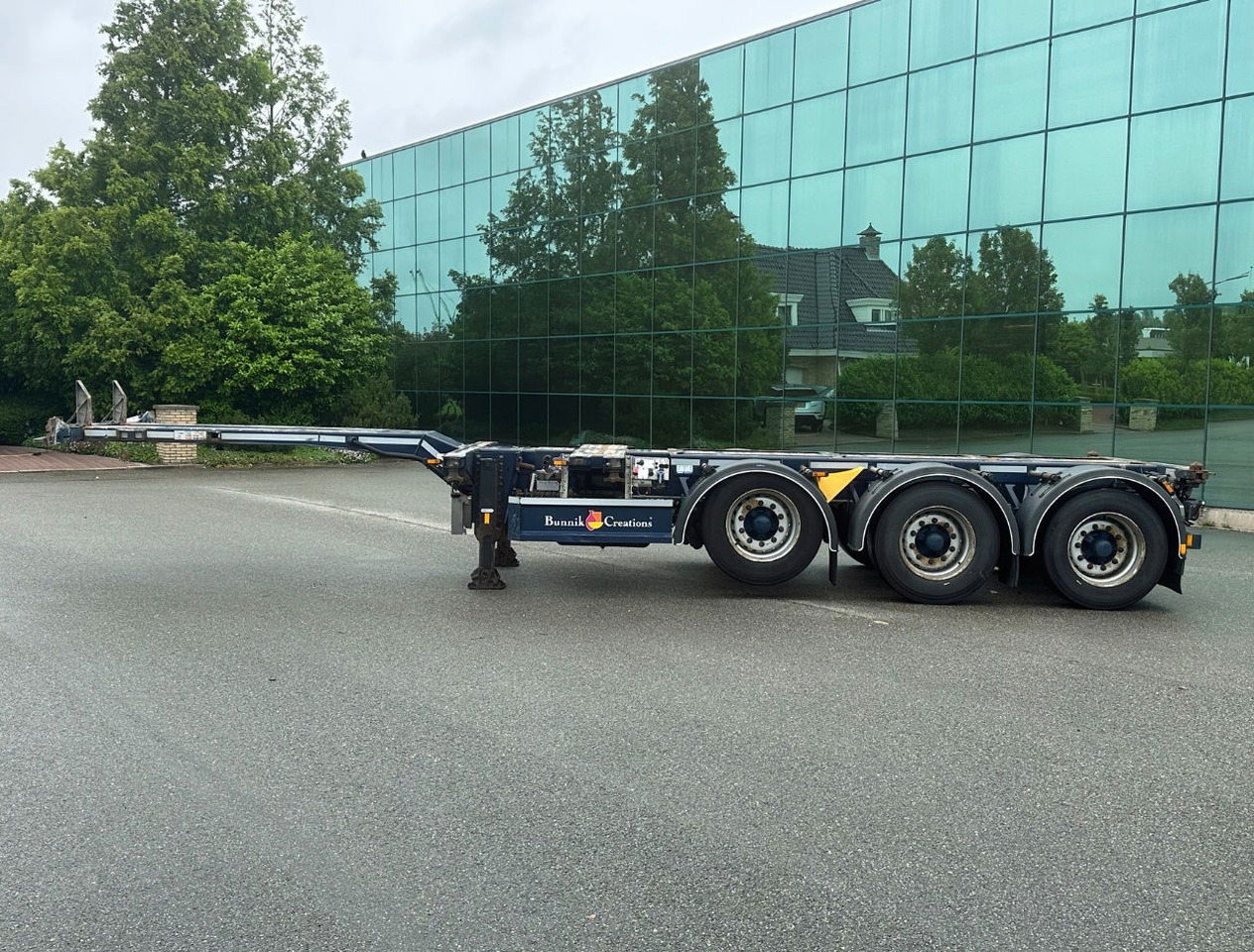 D-TEC Flexitrailer Multi Liftaxle Drumbrakes TOP Condition NL Trailer 2 Pieces - Транспортер на контејнер/ Полуприколка со променливо тело: слика 2 D-TEC Flexitrailer Multi Liftaxle Drumbrakes TOP Condition NL Trailer 2 Pieces - Транспортер на контејнер/ Полуприколка со променливо тело: слика 2