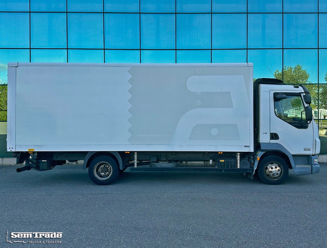 DAF LF 180 Euro 5 Tail Lift 215.000 KM Holland-Truck - Камион сандучар: слика 4 DAF LF 180 Euro 5 Tail Lift 215.000 KM Holland-Truck - Камион сандучар: слика 4