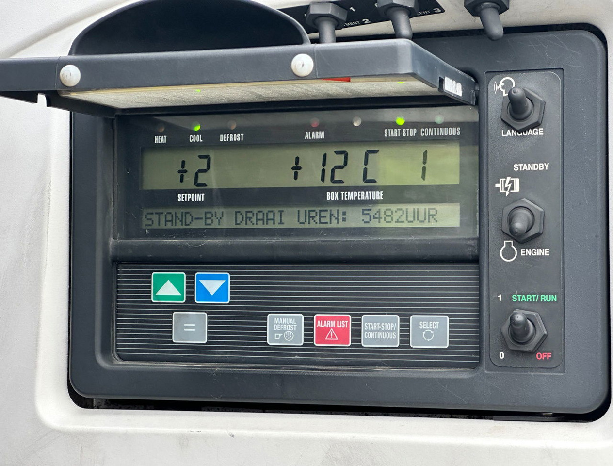 Полуприколка ладилник Gray and Adams City Trailer Carrier Vector 1850 MT TRI-Temp Tail Lift Side Door Steering Axle 3 Pieces Available: слика 8