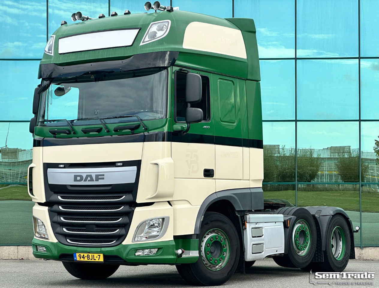DAF XF 460 FTG SSC Only 478.000 KM Twinsteer TOP Condition NL-Truck - Камион влекач: слика 1 DAF XF 460 FTG SSC Only 478.000 KM Twinsteer TOP Condition NL-Truck - Камион влекач: слика 1