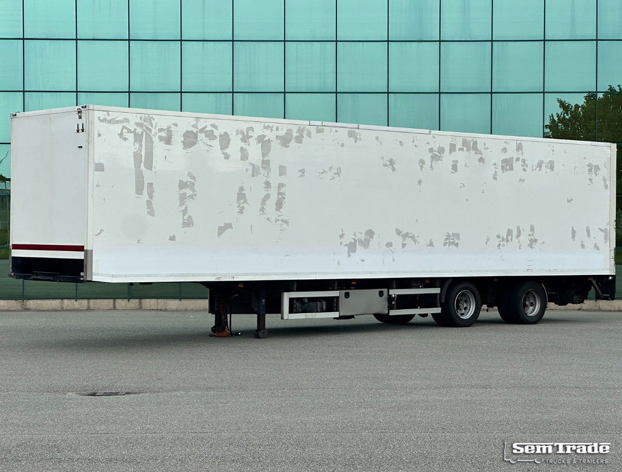 Lamboo T03 Isolated BOX + Heater Steering Axle Lift Axle Tail Lift NL-Trailer - Полуприколка сандучар: слика 1 Lamboo T03 Isolated BOX + Heater Steering Axle Lift Axle Tail Lift NL-Trailer - Полуприколка сандучар: слика 1