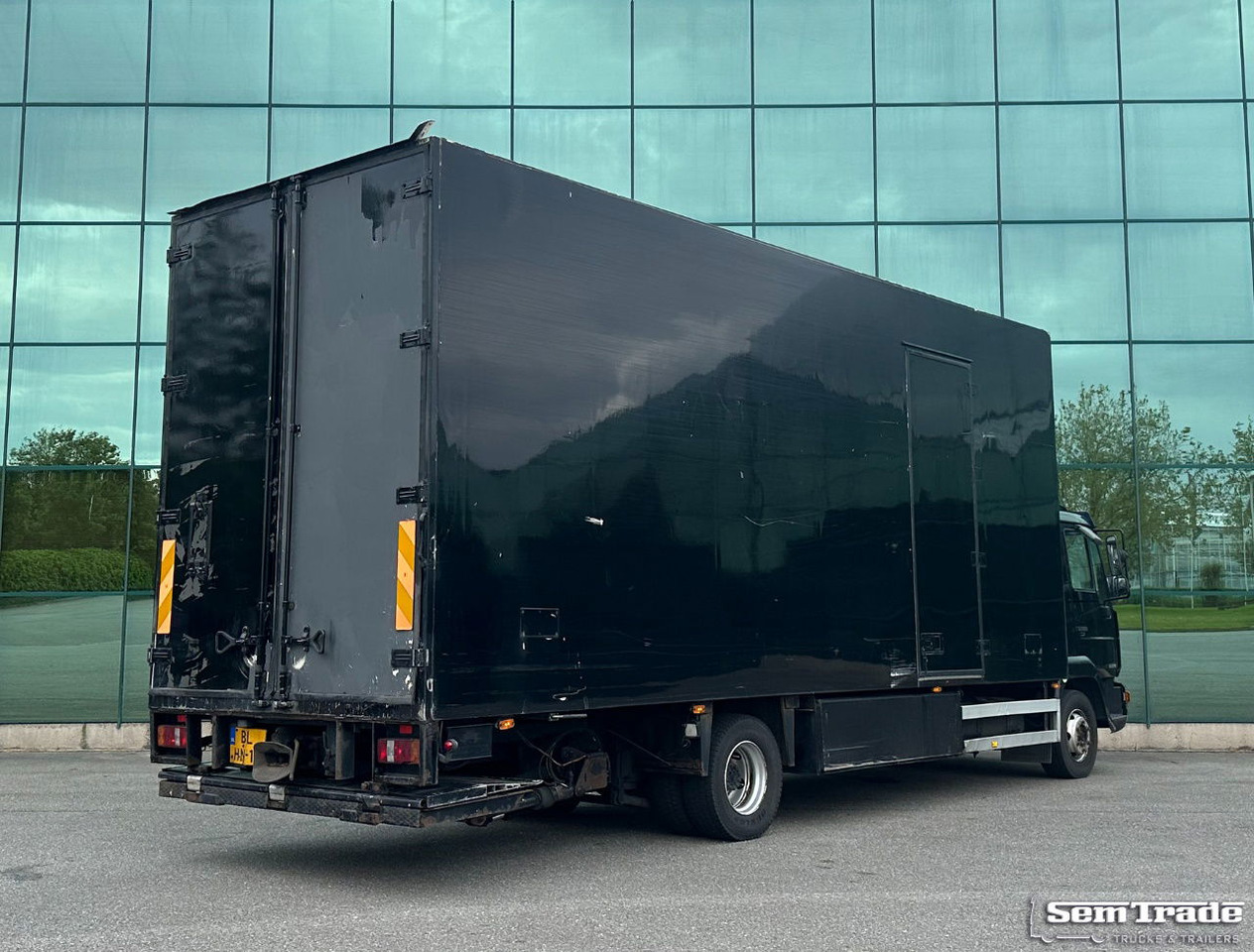 MAN LE 220C Euro 3 Isolated BOX + BOX Heater 740 x 240 x 295 CM Inside Holland Truck - Камион сандучар: слика 4 MAN LE 220C Euro 3 Isolated BOX + BOX Heater 740 x 240 x 295 CM Inside Holland Truck - Камион сандучар: слика 4