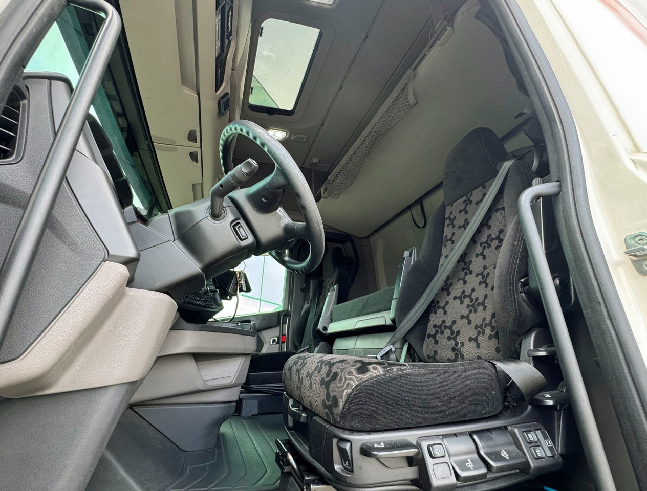 Камион ладилник Scania S500 6X2 Retarder 50 CC Combi 2x Taillift TOP Condition Holland Truck: слика 6