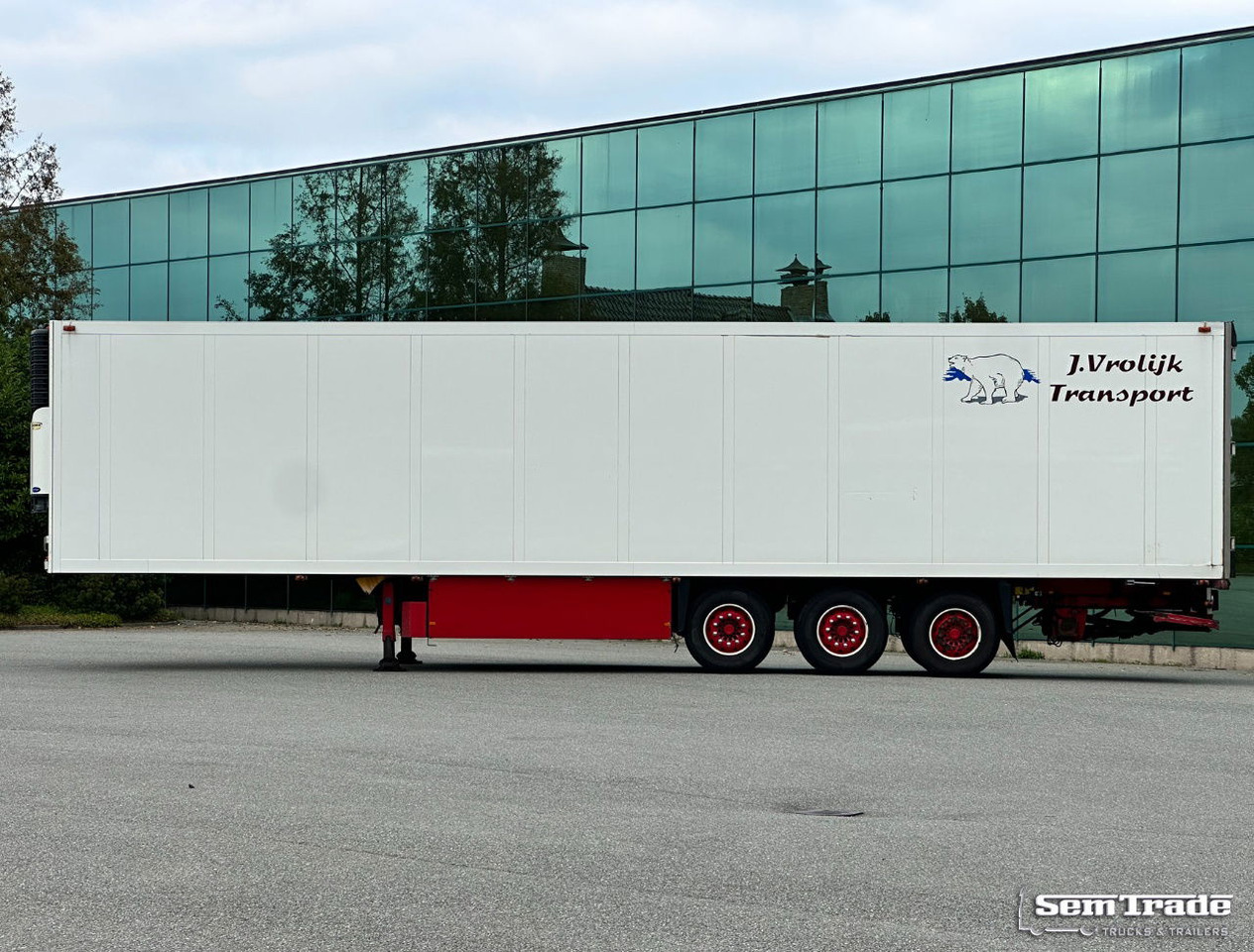 Schmitz Cargobull SKO 24 Carrier Maxima 1300 Flower Wide 2X Lift Axle - Полуприколка ладилник: слика 2 Schmitz Cargobull SKO 24 Carrier Maxima 1300 Flower Wide 2X Lift Axle - Полуприколка ладилник: слика 2