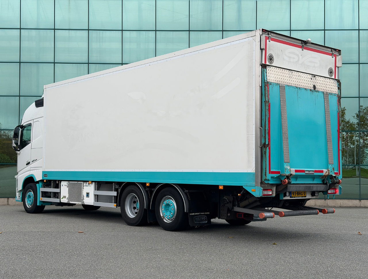 Volvo FH 420 6X2 Globetrotter Heiwo BOX 875 x 250 x 272 CM IN Thermo King T-800 490.000 KM TOP Condition NL Truck - Камион ладилник: слика 3 Volvo FH 420 6X2 Globetrotter Heiwo BOX 875 x 250 x 272 CM IN Thermo King T-800 490.000 KM TOP Condition NL Truck - Камион ладилник: слика 3