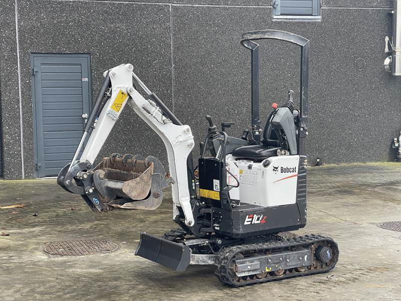 Bobcat E 10 Z - Мини багер: слика 1 Bobcat E 10 Z - Мини багер: слика 1