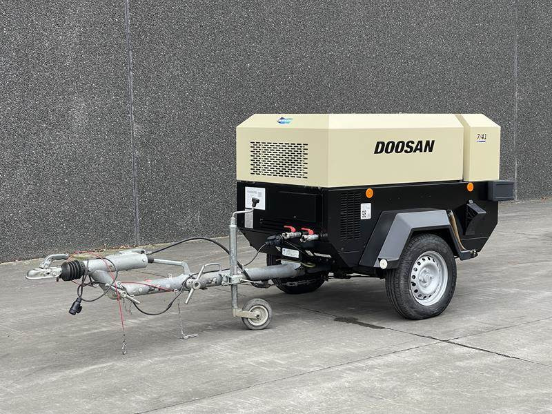 Doosan 7 / 41 - N - Компресор за воздух: слика 1 Doosan 7 / 41 - N - Компресор за воздух: слика 1