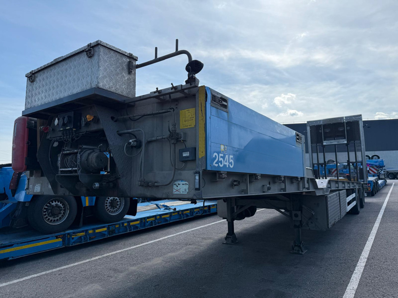 Gföllner SPL 2/20 TLÜ - Полуприколка за низок утовар: слика 3 Gföllner SPL 2/20 TLÜ - Полуприколка за низок утовар: слика 3