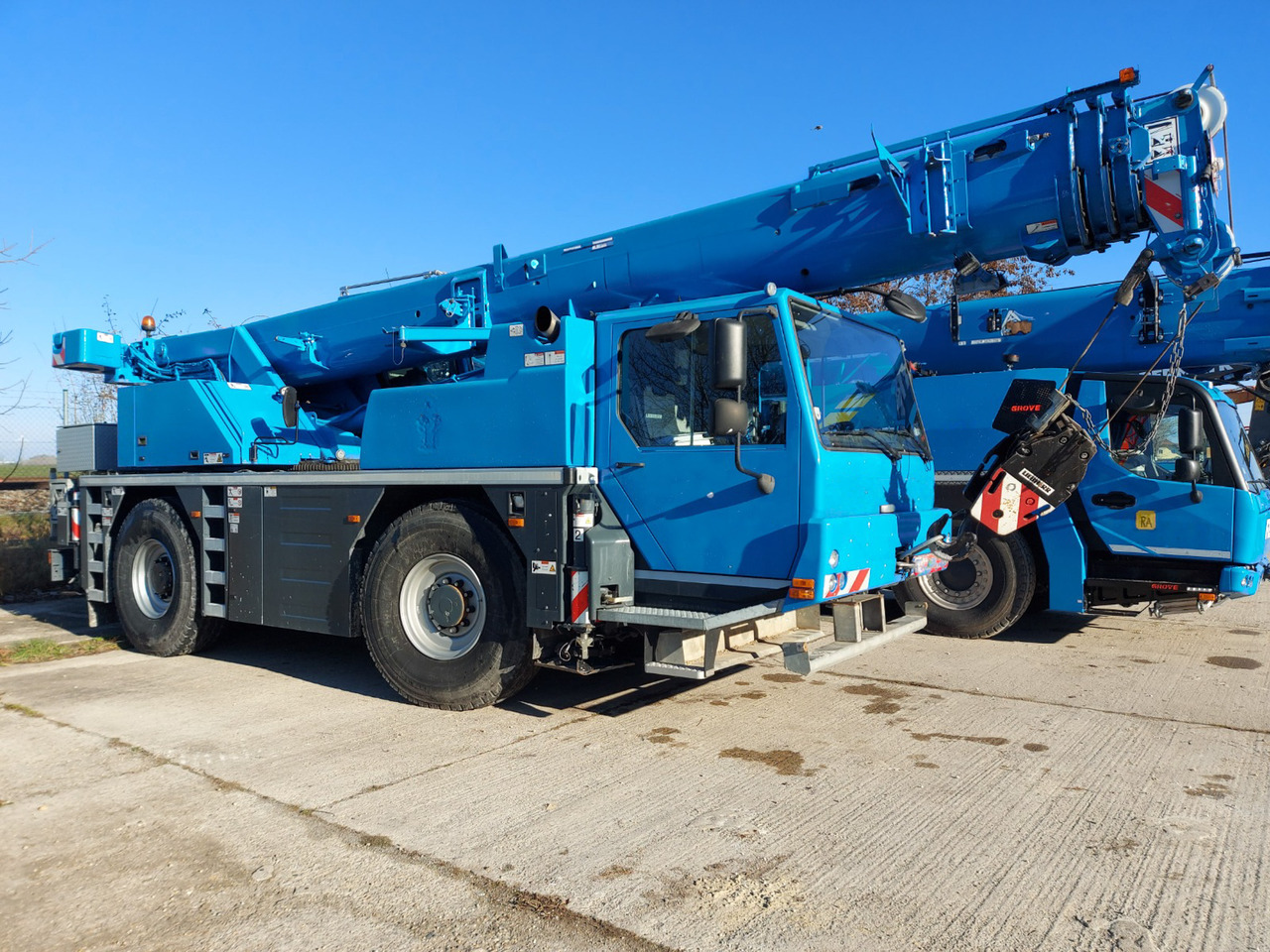 LIEBHERR LTM 1030-2.1 - Мобилен кран: слика 1 LIEBHERR LTM 1030-2.1 - Мобилен кран: слика 1