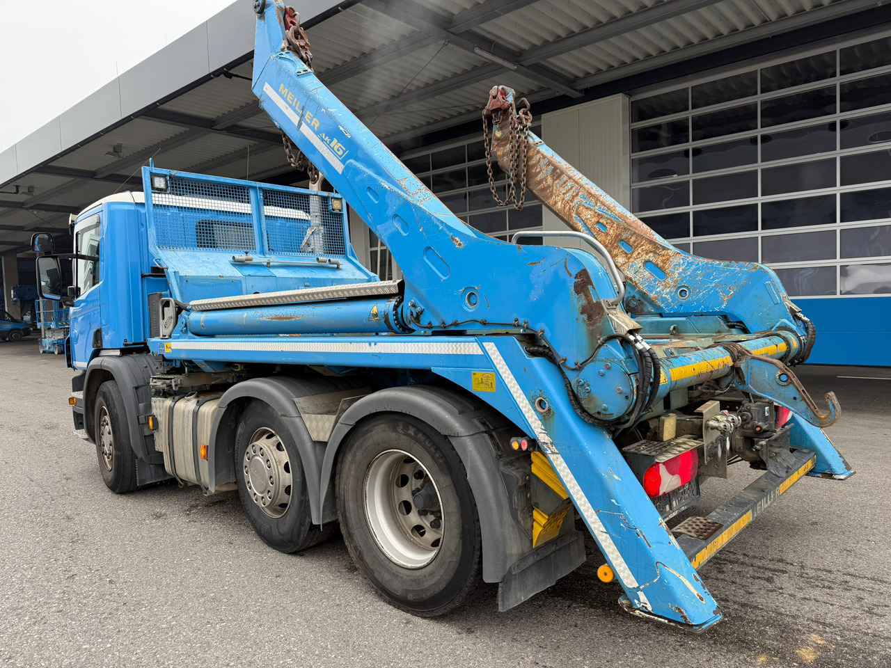 SCANIA P450 6x2 + AK16N TC - Камион за подигање контејнери: слика 3 SCANIA P450 6x2 + AK16N TC - Камион за подигање контејнери: слика 3