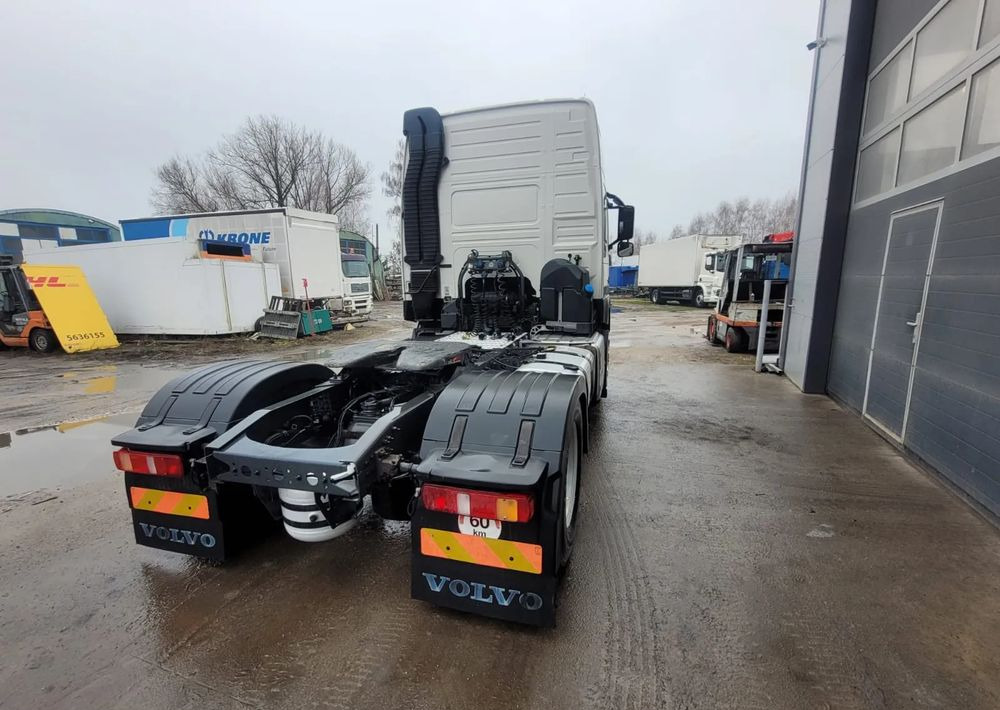 Volvo Volvo FM 450 ADR E6 ciągnik siodłowy - Камион влекач: слика 3 Volvo Volvo FM 450 ADR E6 ciągnik siodłowy - Камион влекач: слика 3