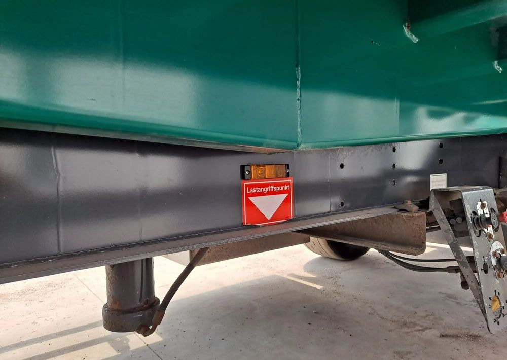 Kempf Wywrot do przewozu zrebek i drzewa przyczepa - Приколка за дрва: слика 1 Kempf Wywrot do przewozu zrebek i drzewa przyczepa - Приколка за дрва: слика 1