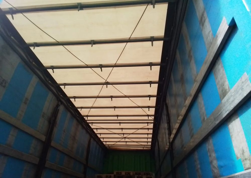 Krone Przyczepa 3 osie Firanka - Приколка со церада: слика 2 Krone Przyczepa 3 osie Firanka - Приколка со церада: слика 2