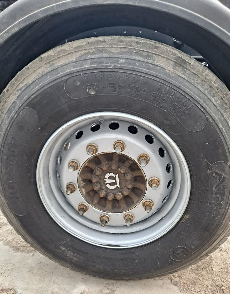 Krone Przyczepa BDF Krone - Транспортер на контејнер/ Приколка со променливо тело: слика 3 Krone Przyczepa BDF Krone - Транспортер на контејнер/ Приколка со променливо тело: слика 3