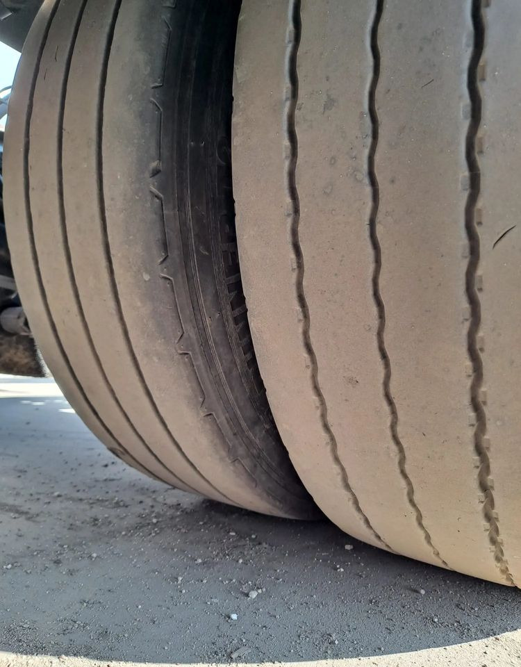 Krone Przyczepa Tandem - Транспортер на контејнер/ Приколка со променливо тело: слика 5 Krone Przyczepa Tandem - Транспортер на контејнер/ Приколка со променливо тело: слика 5