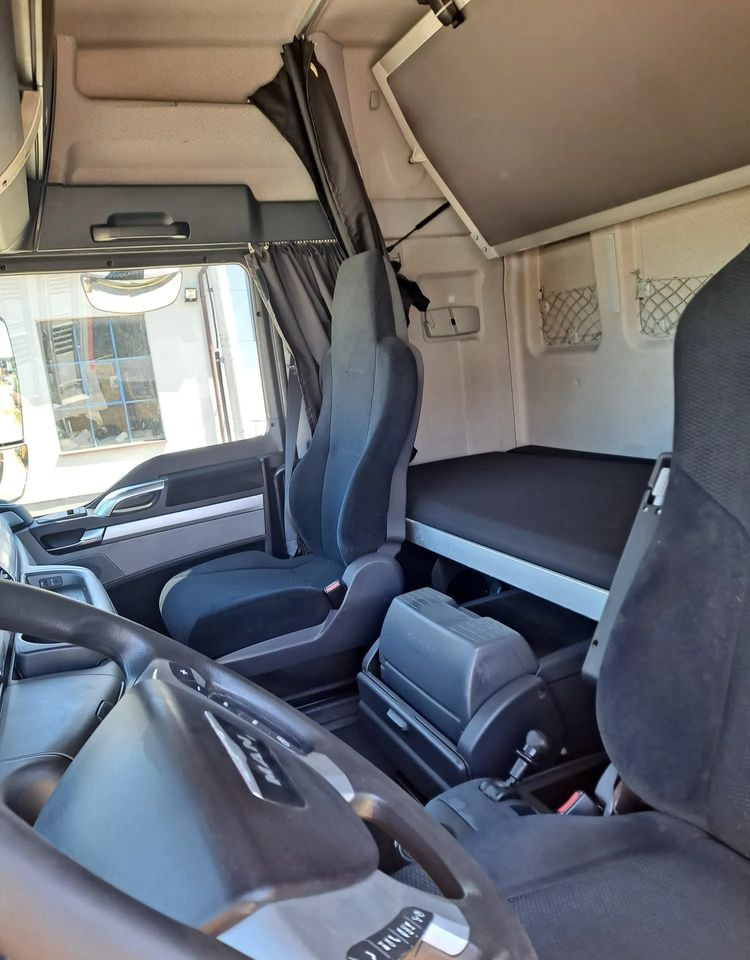 Камион со кабинска шасија MAN TGX 26.480 6X2 3 osie: слика 12