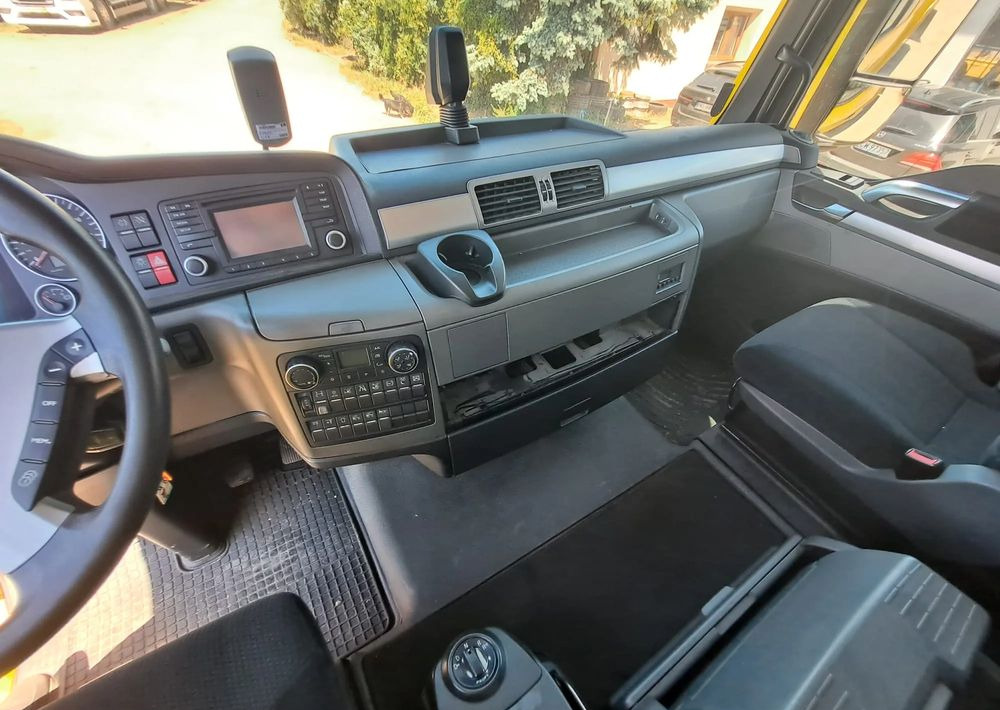 Камион со кабинска шасија MAN TGX 26.480 6X2 3 osie: слика 16 Камион со кабинска шасија MAN TGX 26.480 6X2 3 osie: слика 16