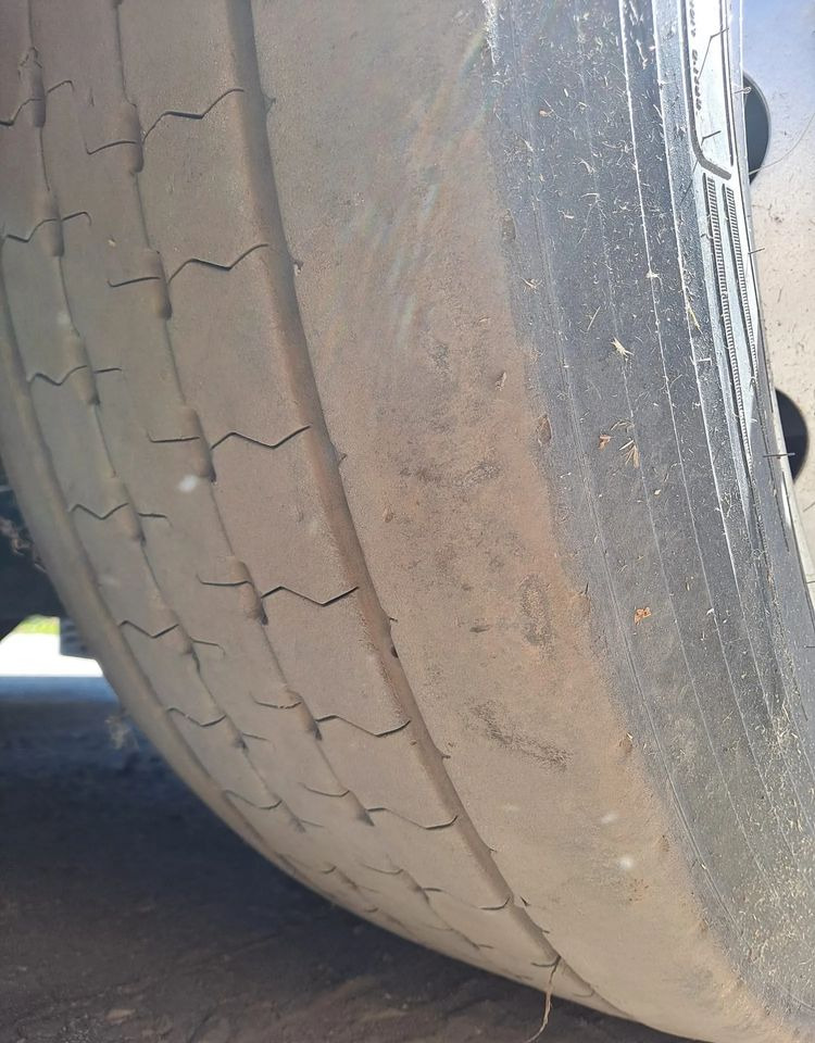 Камион со кабинска шасија MAN TGX 26.480 6X2 3 osie: слика 9 Камион со кабинска шасија MAN TGX 26.480 6X2 3 osie: слика 9