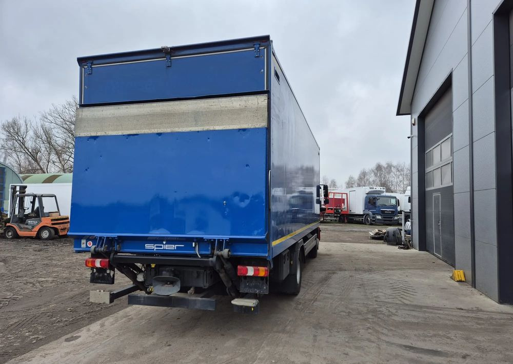 Mercedes-Benz Atego 1330 Euro 6 - Камион сандучар: слика 3 Mercedes-Benz Atego 1330 Euro 6 - Камион сандучар: слика 3