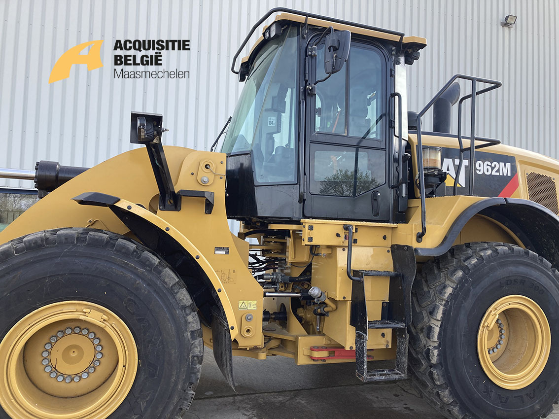 CATERPILLAR 962M - Натоварувач на тркала: слика 2 CATERPILLAR 962M - Натоварувач на тркала: слика 2