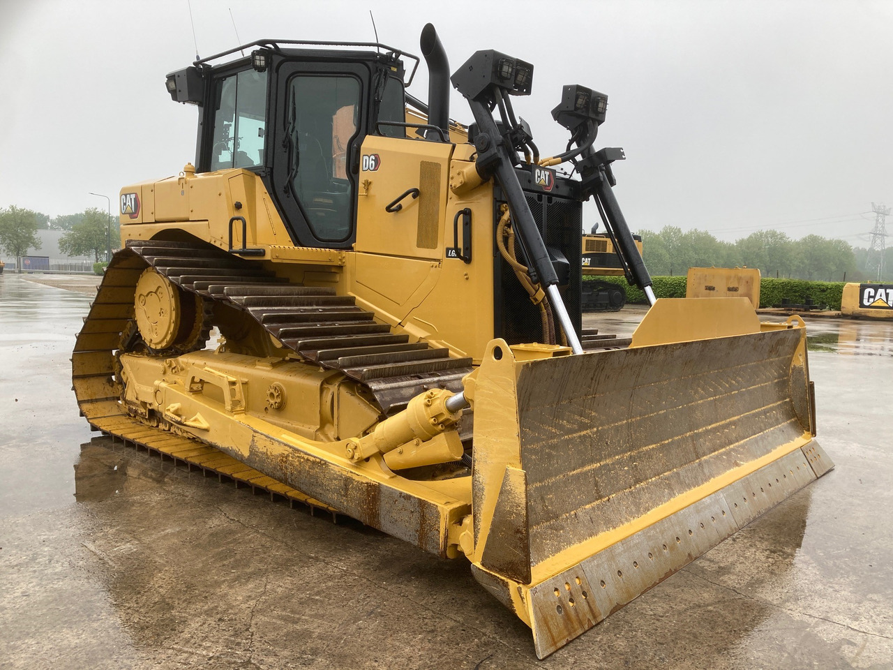 CATERPILLAR D6 LGP - Булдожер: слика 4 CATERPILLAR D6 LGP - Булдожер: слика 4