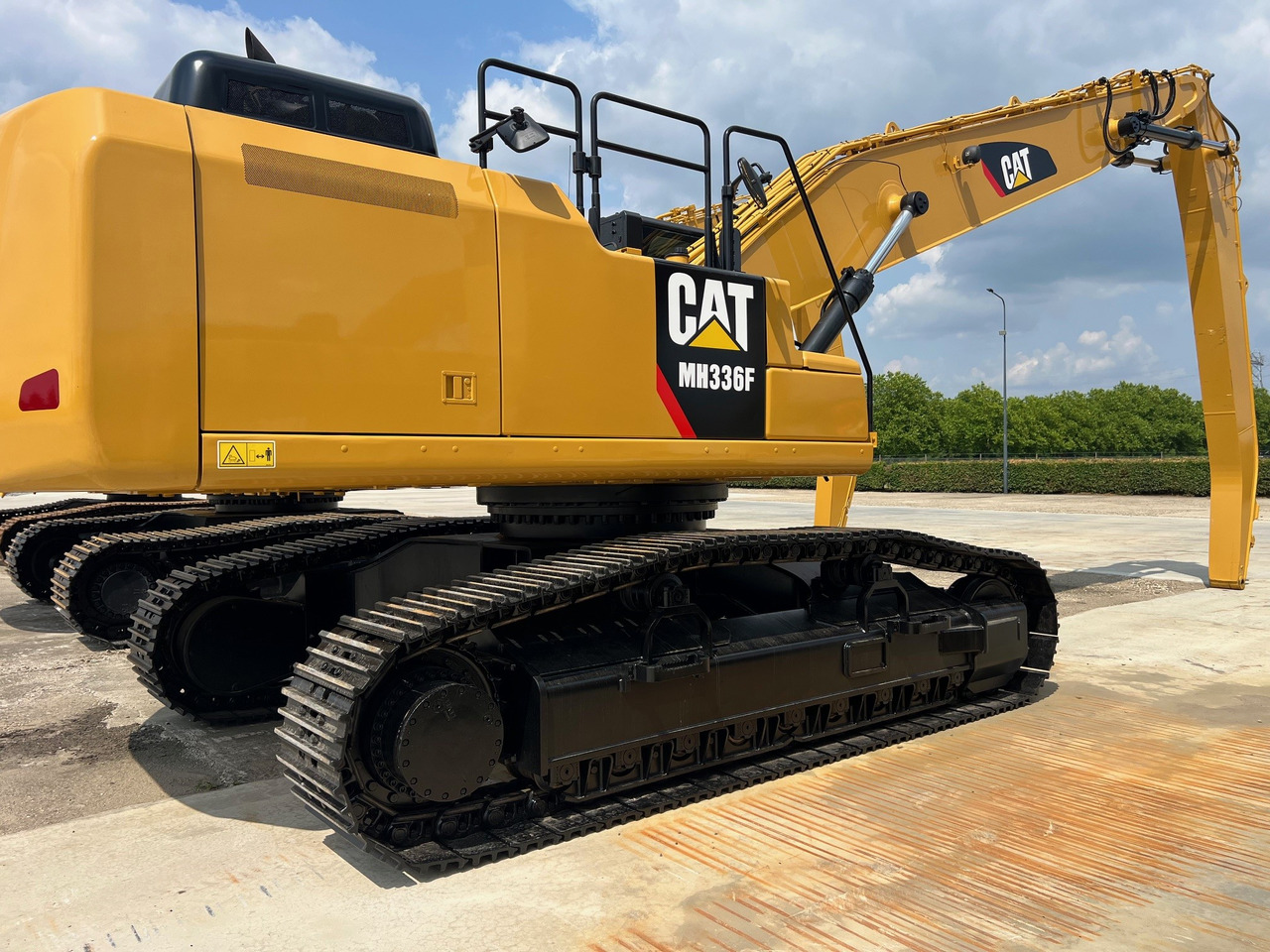 CATERPILLAR MH336F - Справувач со отпад/ Индустрија: слика 2 CATERPILLAR MH336F - Справувач со отпад/ Индустрија: слика 2