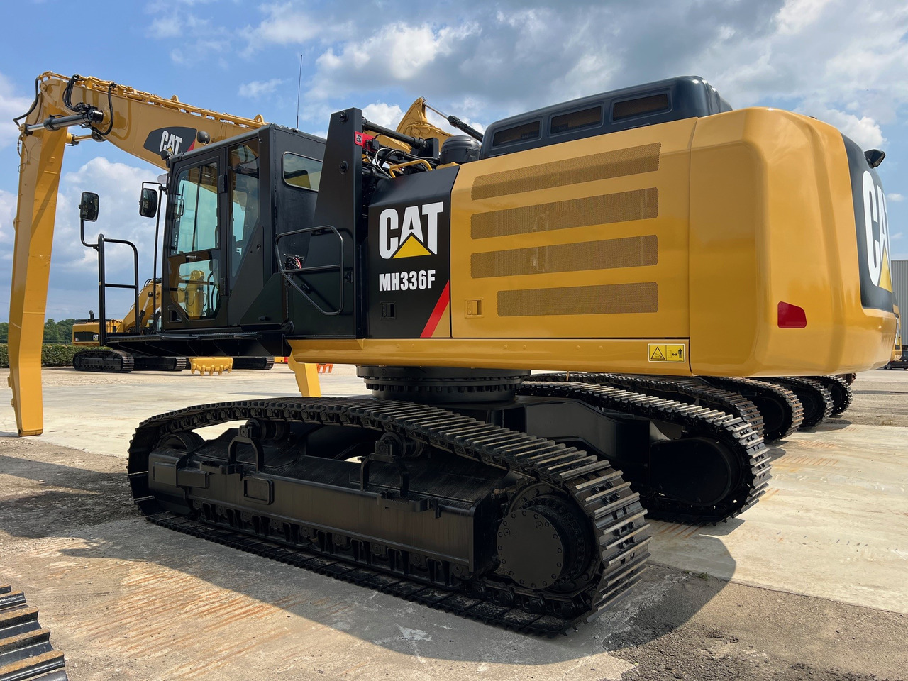 CATERPILLAR MH336F - Справувач со отпад/ Индустрија: слика 1 CATERPILLAR MH336F - Справувач со отпад/ Индустрија: слика 1