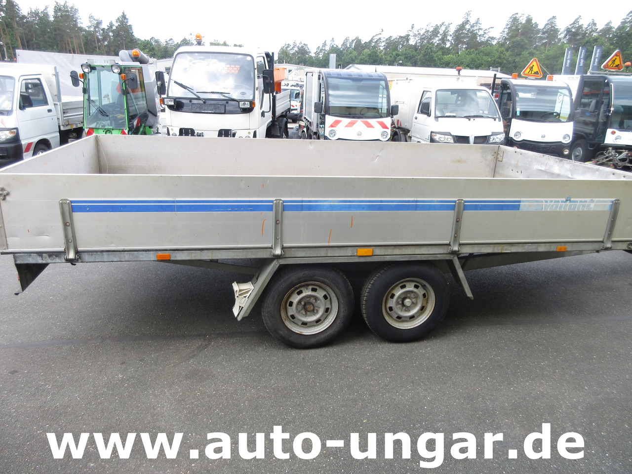 Buhl Variant 2000 Anhänger Pritsche Hochlader 2.000kg Alubordwände - Приколка платформа: слика 2 Buhl Variant 2000 Anhänger Pritsche Hochlader 2.000kg Alubordwände - Приколка платформа: слика 2