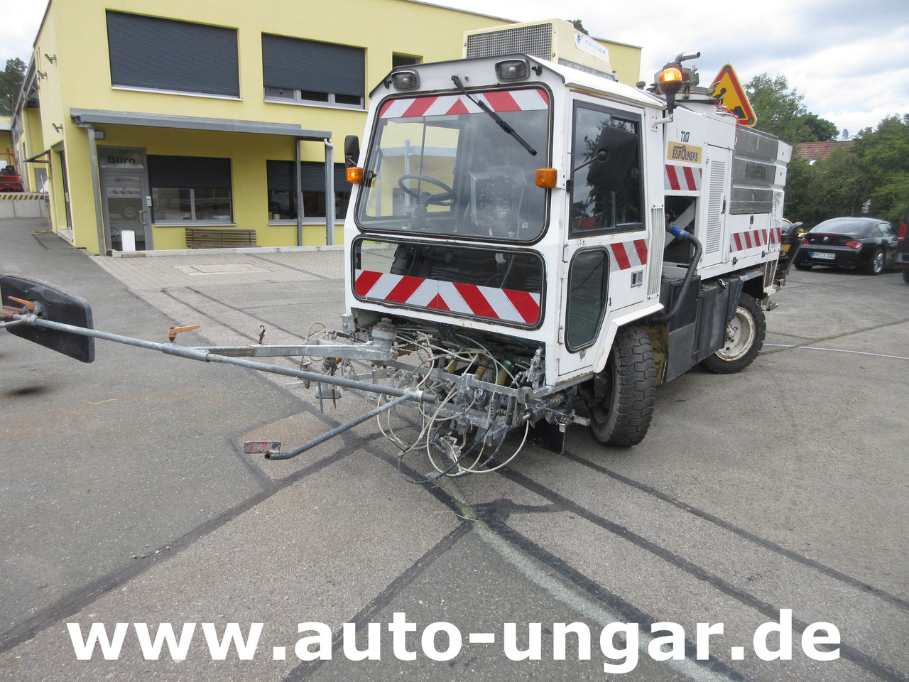 Euroliners Trassar Bagheera Markiermaschine Roadmarking Straßenmarkierung - Машина за асфалт: слика 2 Euroliners Trassar Bagheera Markiermaschine Roadmarking Straßenmarkierung - Машина за асфалт: слика 2