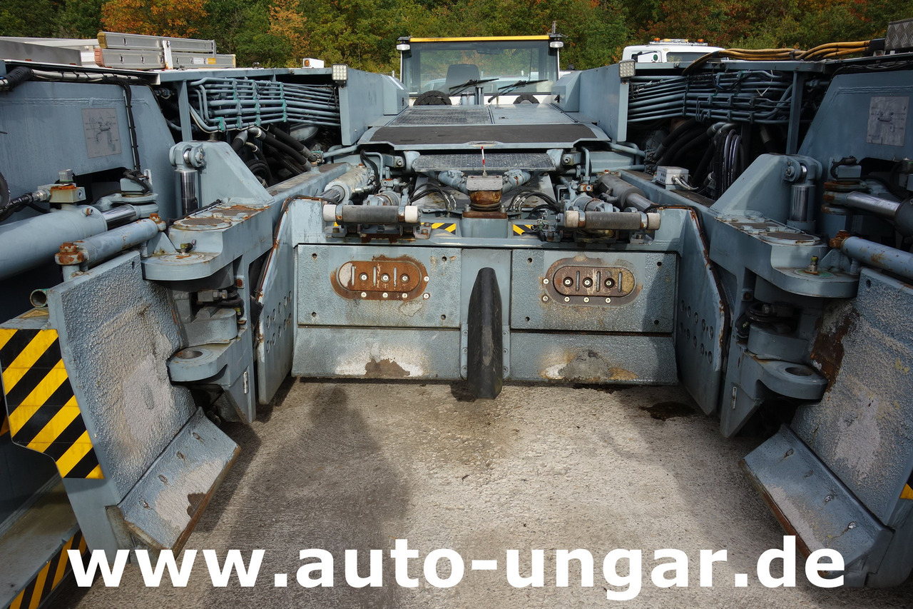 Возило за push back Goldhofer AST-1X 1360 Allradlenkung 6x6 towbarless Pushback Airbus A380 Deutz TCD 2015 V08 - 1.360PS: слика 6 Возило за push back Goldhofer AST-1X 1360 Allradlenkung 6x6 towbarless Pushback Airbus A380 Deutz TCD 2015 V08 - 1.360PS: слика 6