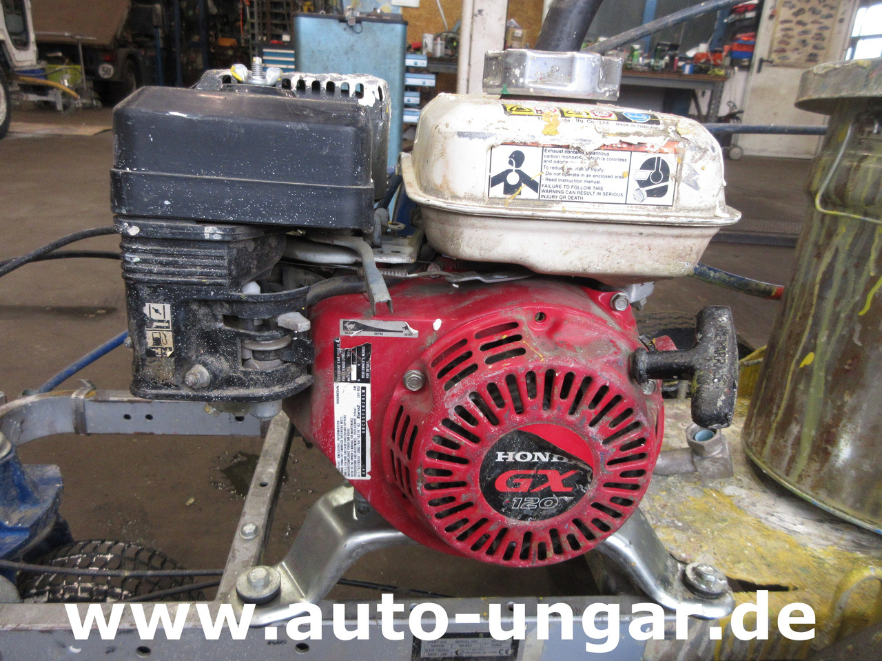 Graco LineLazer IV 3900 Airless Pumpe defekt Straßenmarkierung Roadmarking Traceuse - Машина за асфалт: слика 5 Graco LineLazer IV 3900 Airless Pumpe defekt Straßenmarkierung Roadmarking Traceuse - Машина за асфалт: слика 5