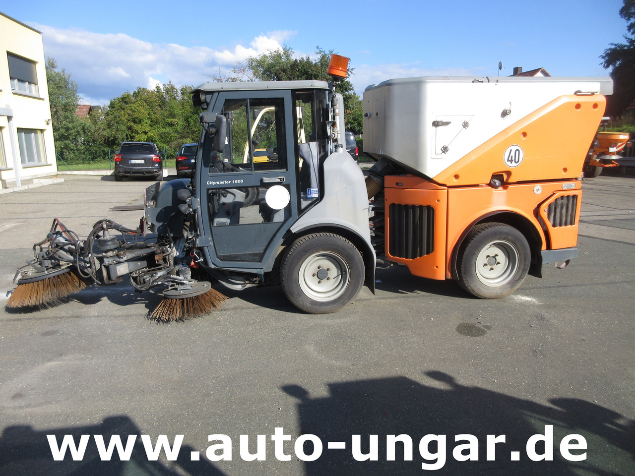 Hako CM 1600 Kehrmaschine 4x4 Baujahr 2018 3 Besen MOTORSCHADEN - Возило за метење: слика 4 Hako CM 1600 Kehrmaschine 4x4 Baujahr 2018 3 Besen MOTORSCHADEN - Возило за метење: слика 4