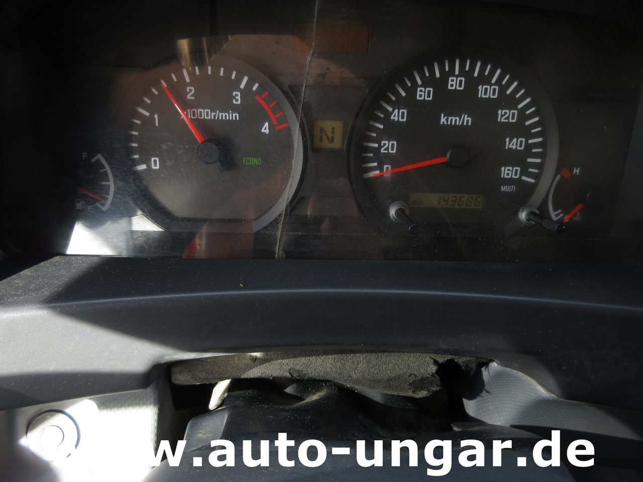 Камион за ѓубре Isuzu NPR 75 Müllwagen Provence Benne - Faun Lifter Presse Kipper Trittbrett Bj 12: слика 11