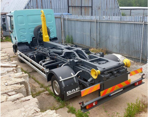 DAF 12t LF180 FA - Камион со кука за подигање: слика 3 DAF 12t LF180 FA - Камион со кука за подигање: слика 3
