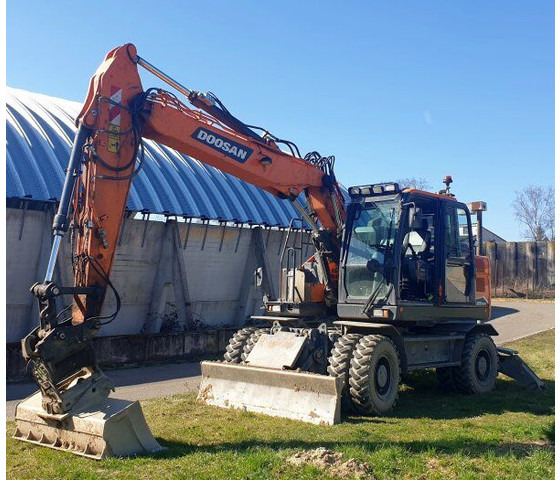 Doosan 18t DX165 WR-7 (DEVELON) - Багер на тркала: слика 2 Doosan 18t DX165 WR-7 (DEVELON) - Багер на тркала: слика 2