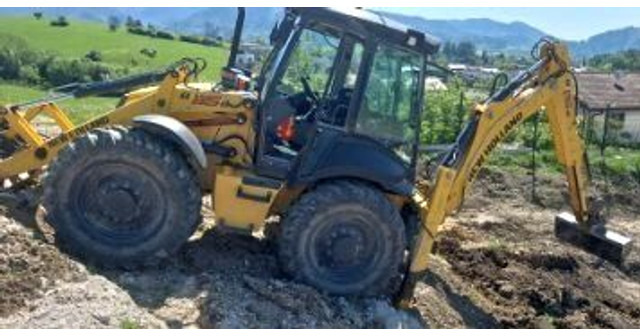 New Holland B115B - Ровокопач: слика 3 New Holland B115B - Ровокопач: слика 3
