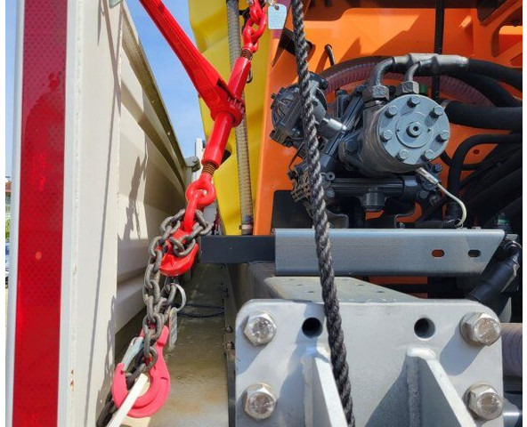 RASCO Solid LLB 4500 (+Kubota diesel) - Распрскувач на песок/ Сол: слика 2 RASCO Solid LLB 4500 (+Kubota diesel) - Распрскувач на песок/ Сол: слика 2